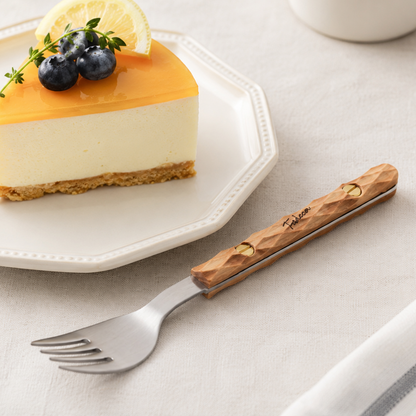 Aida Fork | Easy to use for pasta and cake